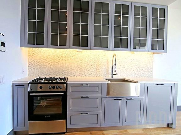 4th image of 26 West St #61K