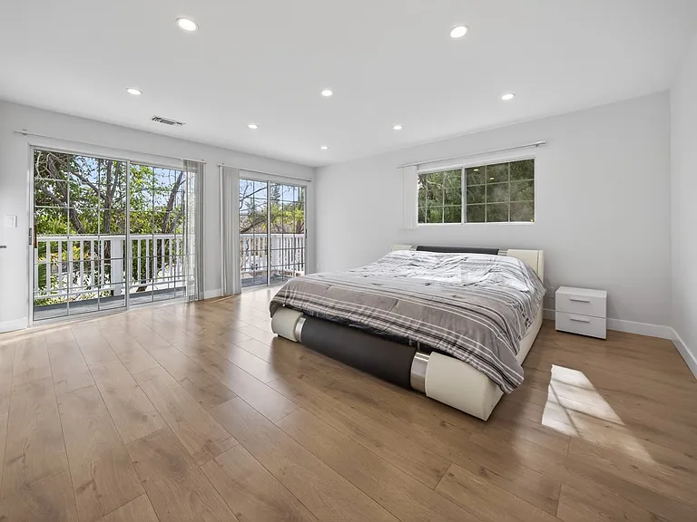 22247 De La Osa St — Photo 32