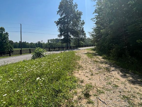 Driveway from Craig Road.