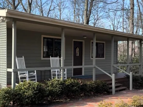 379 High Ridge Rd, Marion, NC 28752