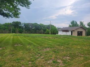 6561 SE Smith Rd, Cameron, MO 64429