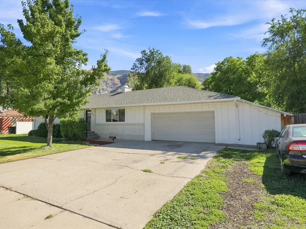 240 N 300 E, Springville, UT 84663