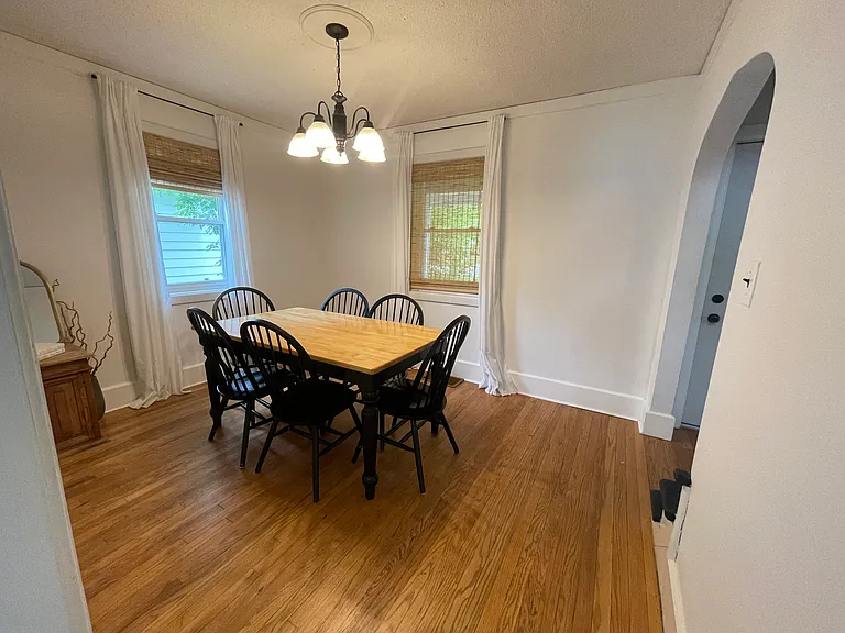 2528 Jefferson Ave — Photo 21