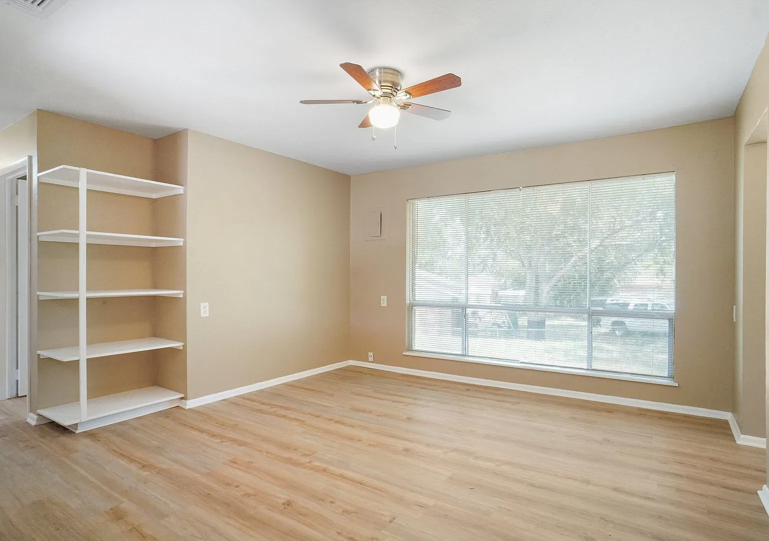 Newly Reduced — Photo 3