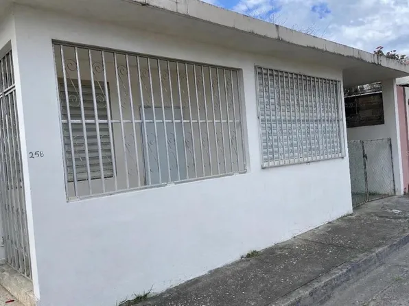 Calle Antonio Gonzalez, Arecibo, PR 00612