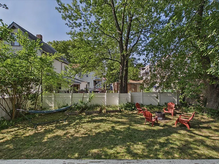 53 Torrey St #1 — Photo 22