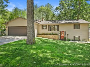 3950 Oak Valley Ave SW, Wyoming, MI 49519