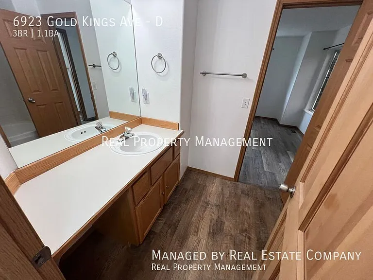 6923 Gold Kings Ave #D — Photo 9