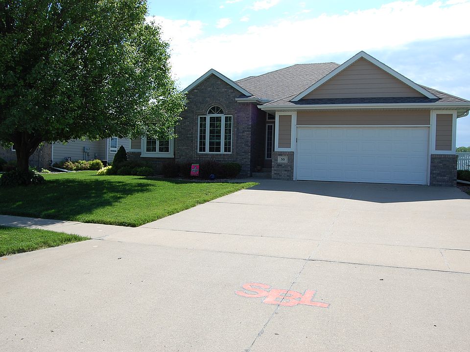 1st image of 501 Baywood Ct