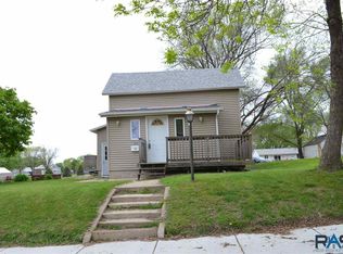 325 S Johnson St, Canton, SD 57013