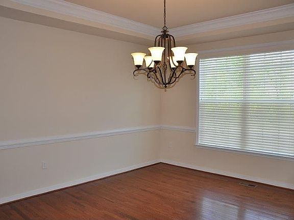 4th image of 9129 Townsend Park Dr