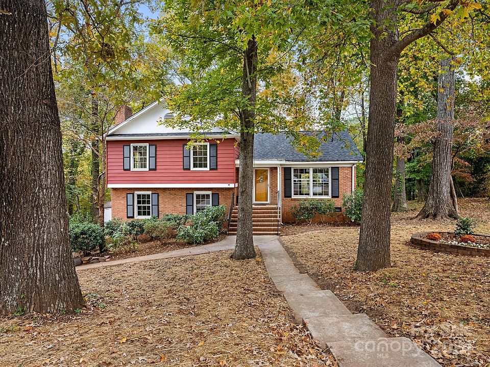 1st image of 6815 Somersworth Dr