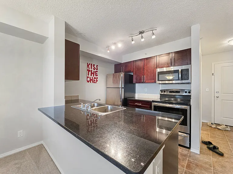 5 Saddlestone Way NE #413 — Photo 7