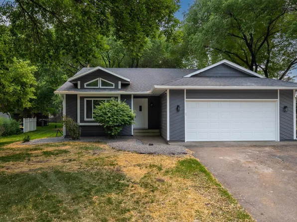 302 8th St N, Sartell, MN 56377