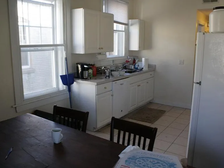 85 Gibbs St #2 — Photo 3