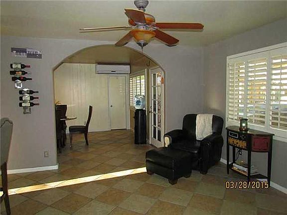 3rd image of 4220 Buckingham Dr