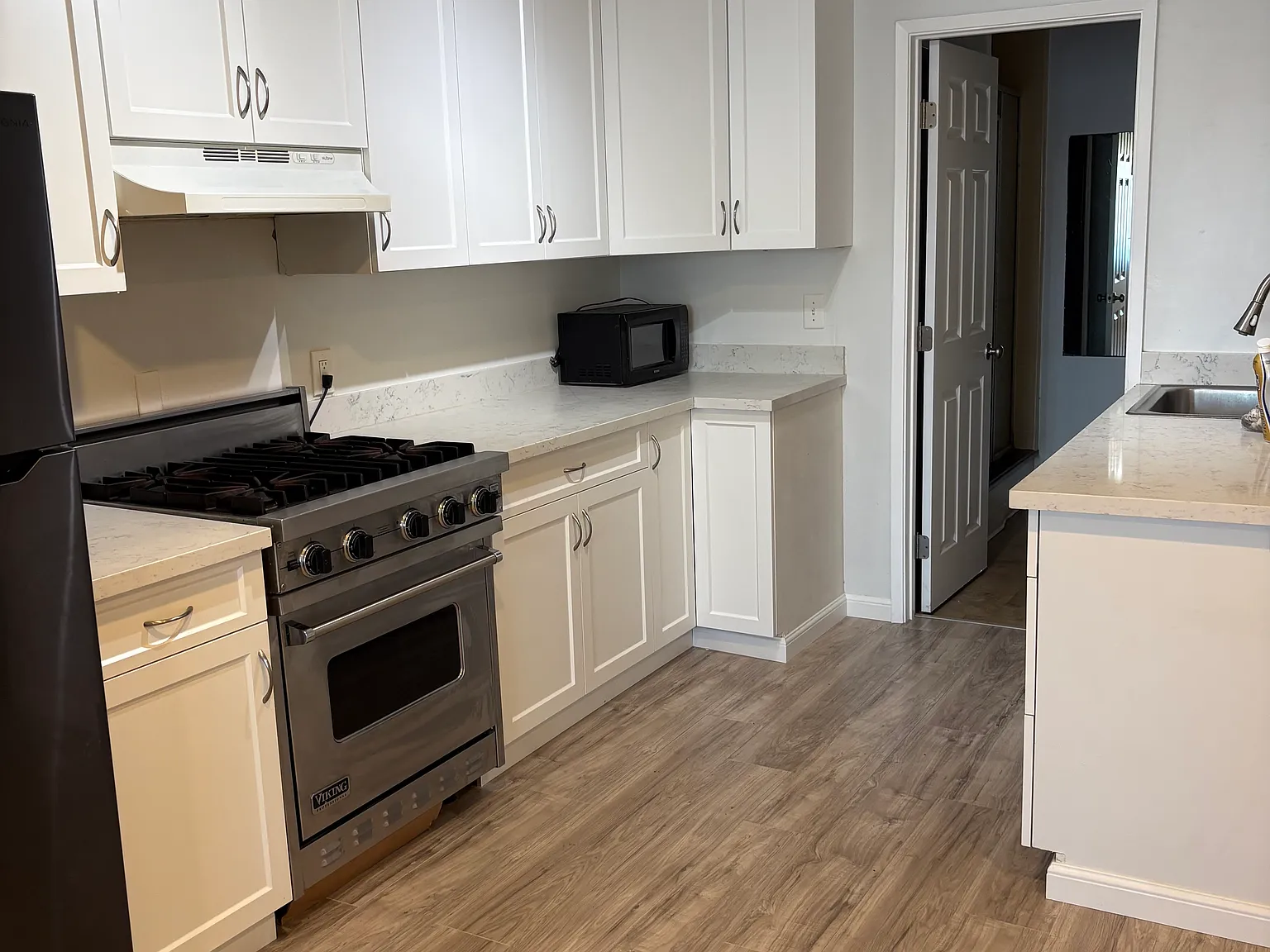 1 bed, 750 sqft, $2,850 — Photo 3