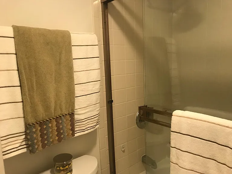 7557 N Dreamy Draw Dr — Photo 18