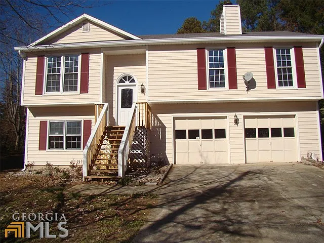 3100 Fife Way photo 1