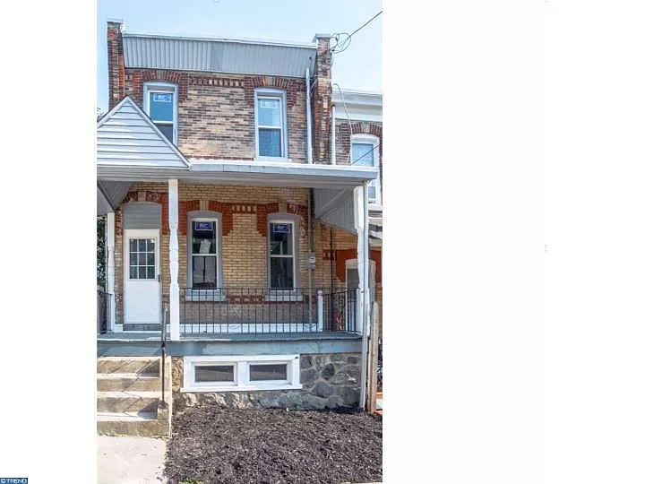 130 Osborn St photo 1