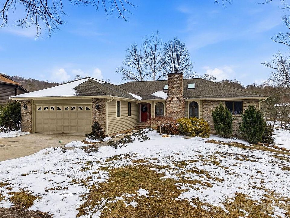 1st image of 3100 Cove Loop Rd