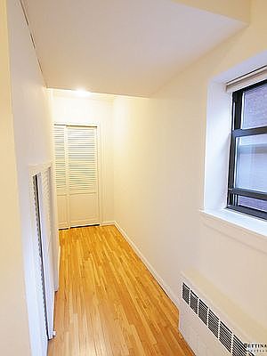 5th image of 401 E 77th St APT 3D