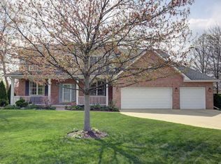 1622 N Clarence Ave, Arlington Heights, IL 60004