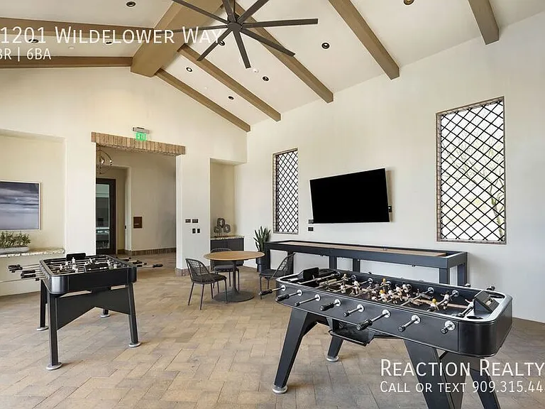 21201 Wildflower Way — Photo 27