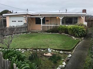 299 Sunnybrook Dr, Fortuna, CA 95540