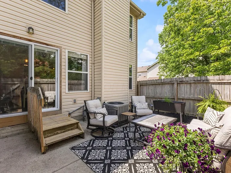 606 Chadwood Dr — Photo 30