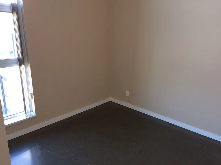 404 King St W — Photo 7