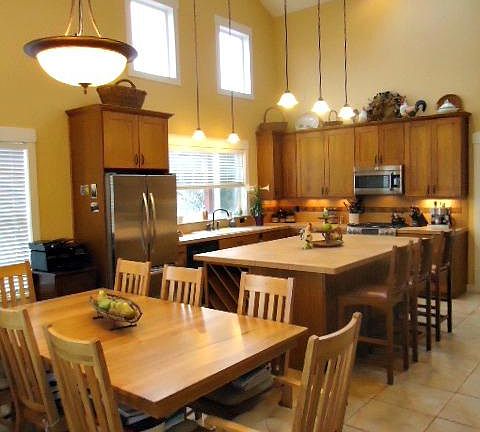 Dining /Kitchen1