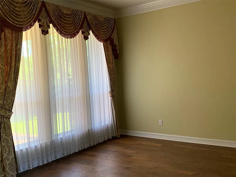 17906 Old Preston Ct — Photo 14
