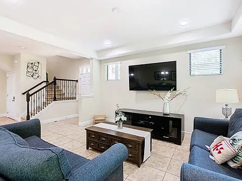 8137 Roseville Blvd — Photo 6