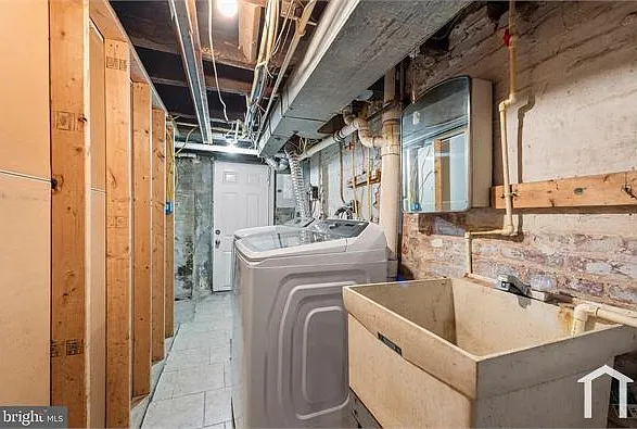 411 N Kenwood Ave — Photo 20