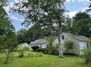 6 School St, Hancock, NH 03449