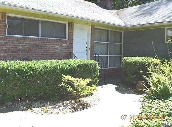 2nd image of 20 Dogwood Ave