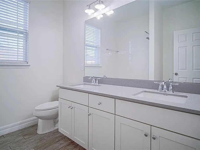 8201 Corkfield Ave — Photo 9