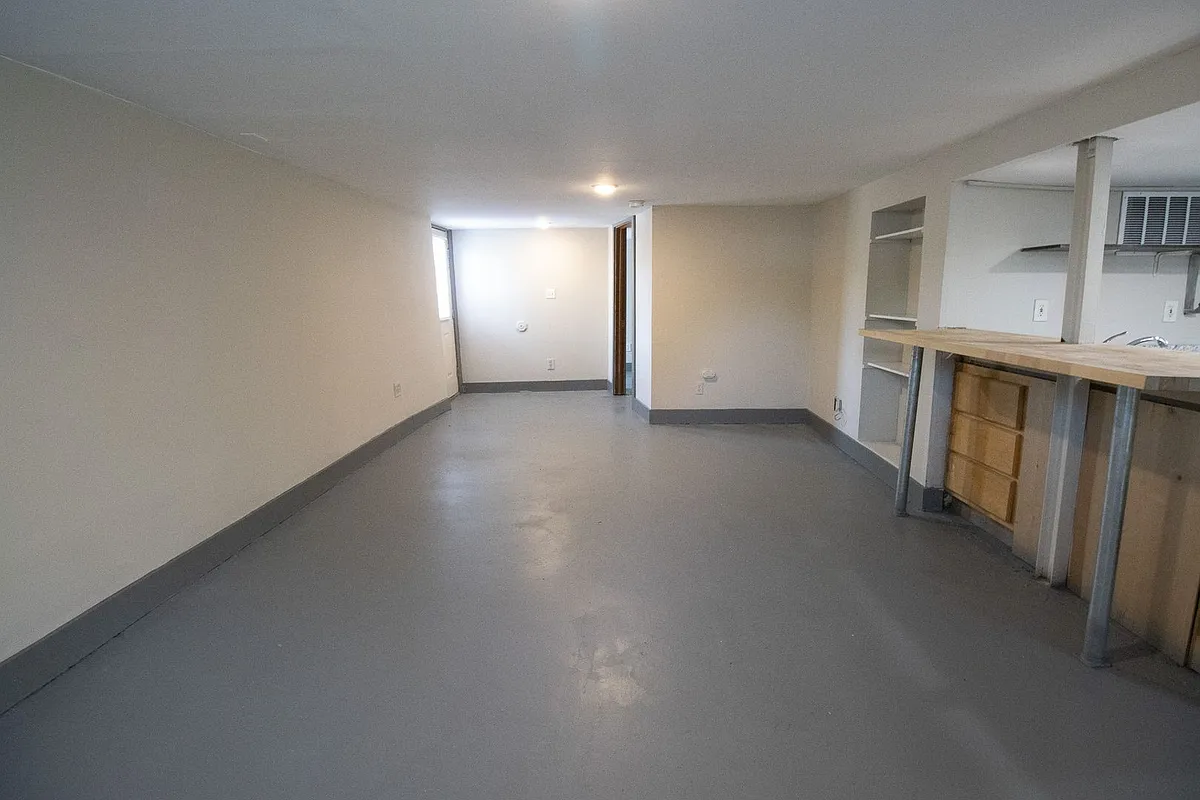 Building Photo - 1804 Sunrise Dr