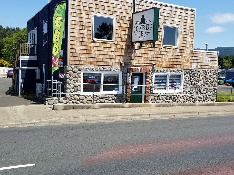 Hwy 101 frontage.