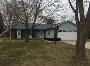 3715 Andover Pl, Fort Wayne, IN 46804