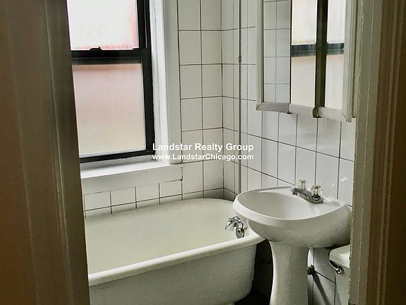 2nd image of 3310 W Schubert Ave APT 1Z