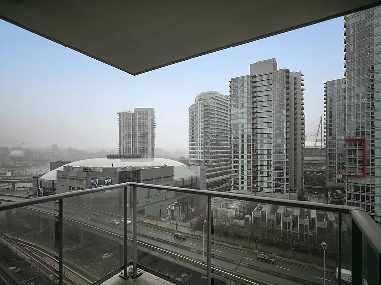 1907-188 Keefer Pl #1907 — Photo 2