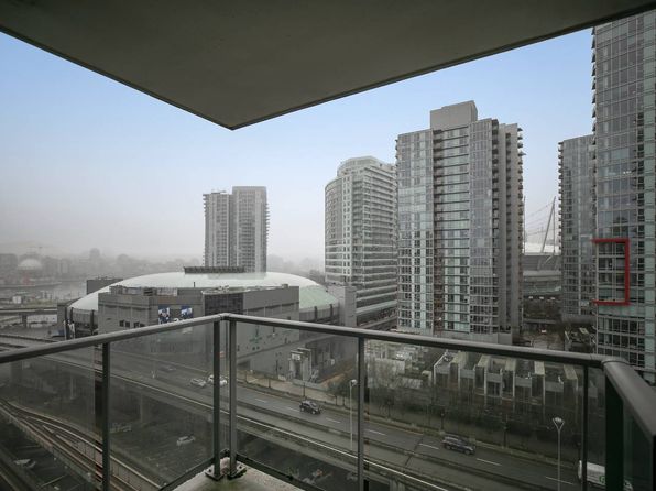 2 bedroom rental in Vancouver — photo 2