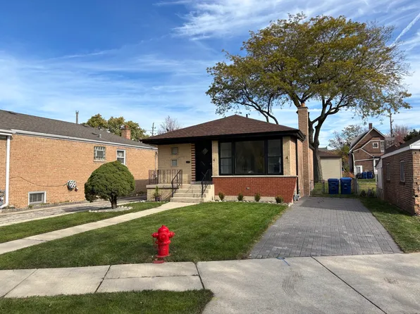 12807 Mozart St, Blue Island, IL 60406