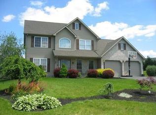 728 Cresson Dr, Chambersburg, PA 17202