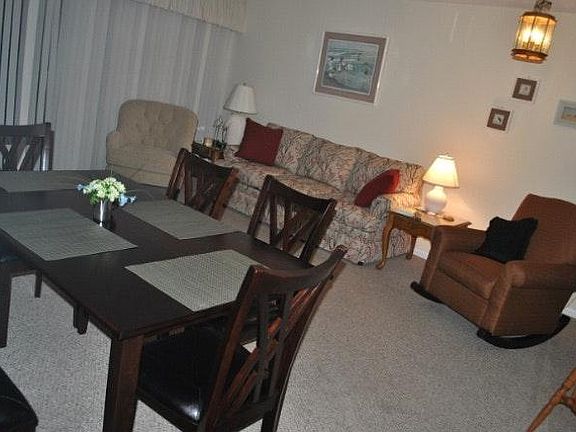 Dining living space