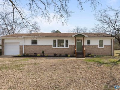 4212 Lakeview Dr NW, Huntsville, AL, 35810
