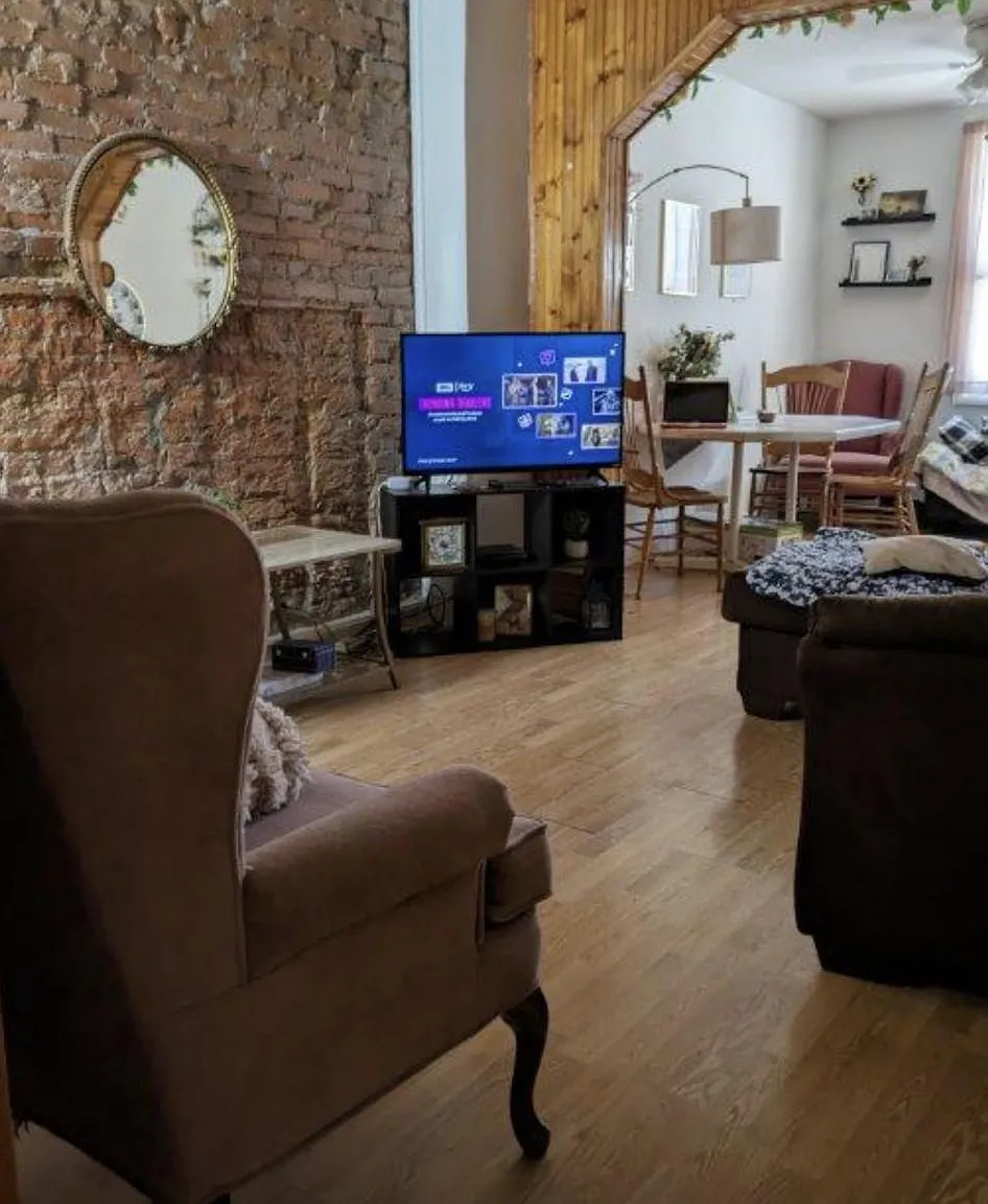 1 bed, 780 sqft, $1,150 — Photo 2