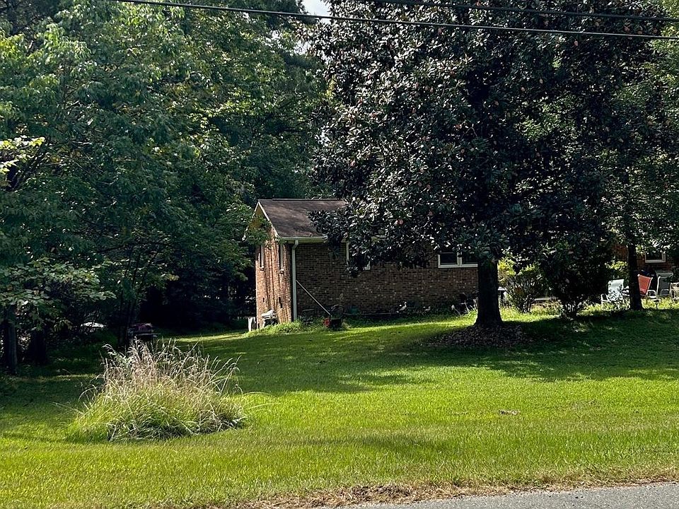 2nd image of 705 State Highway 54 W